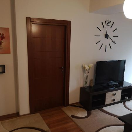 Hello Apartment Σκόπια Εξωτερικό φωτογραφία